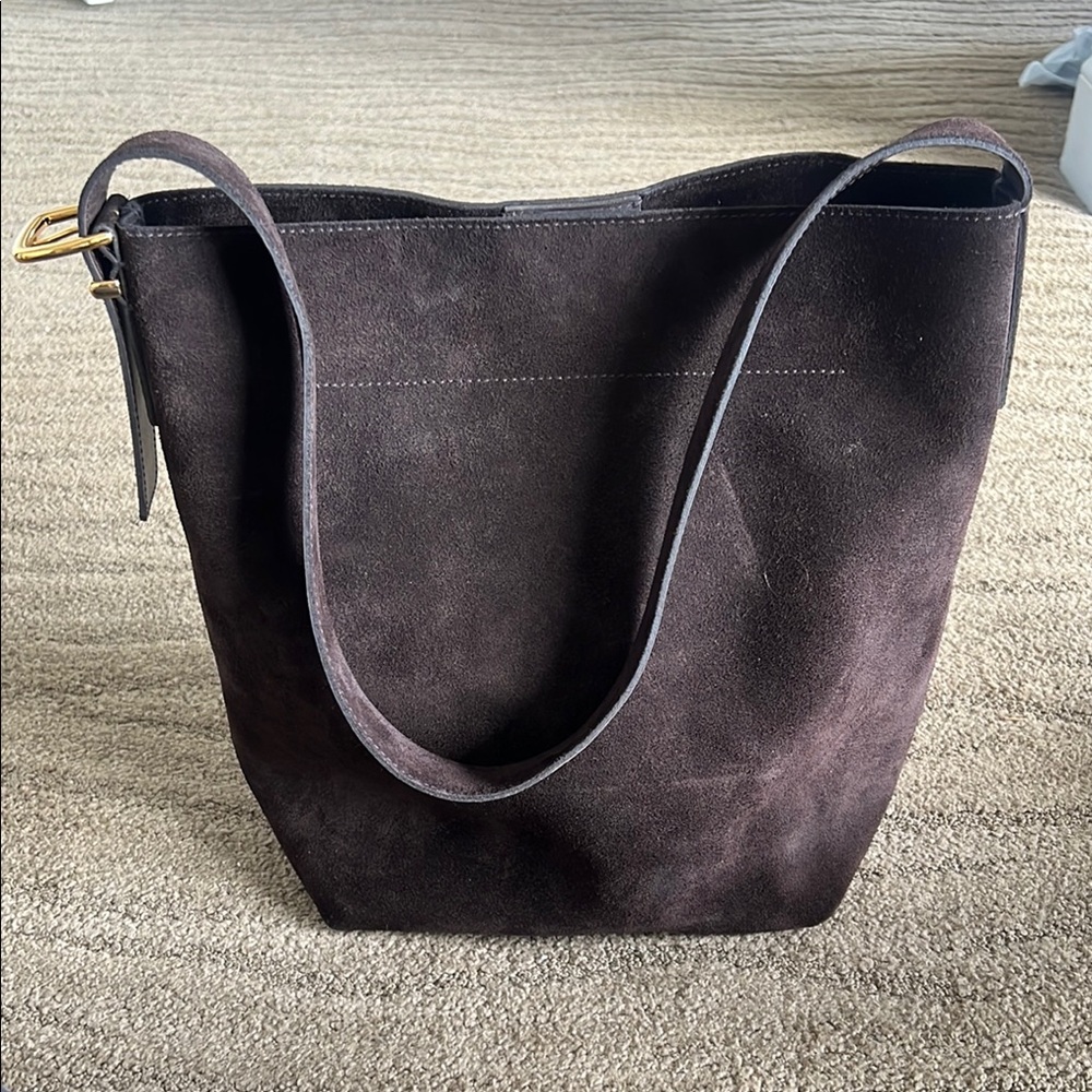 Madewell Essential Bucket Bag